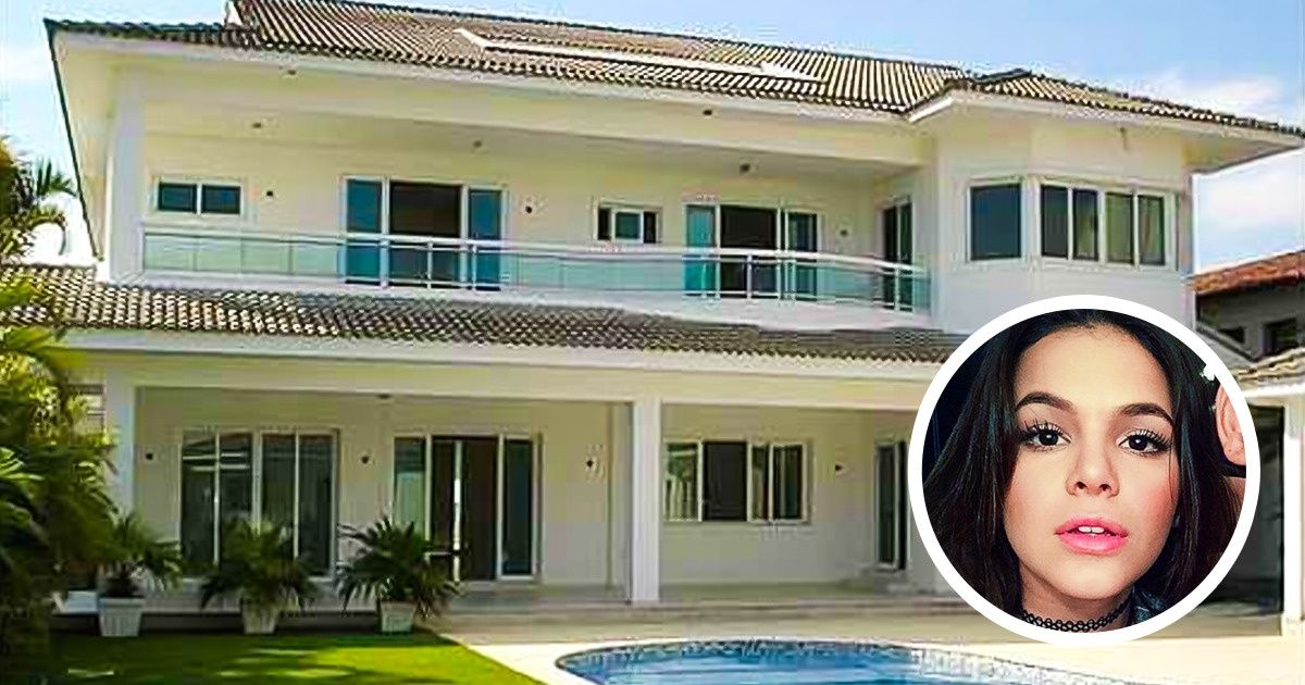 20+ Mansões incríveis dos famosos que deixam a gente de boca aberta (a piscina do André Marques é um luxo)