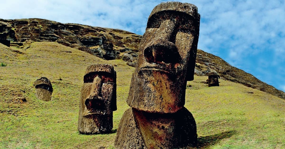 Você sabe o que há sob as cabeças da Ilha de Páscoa?