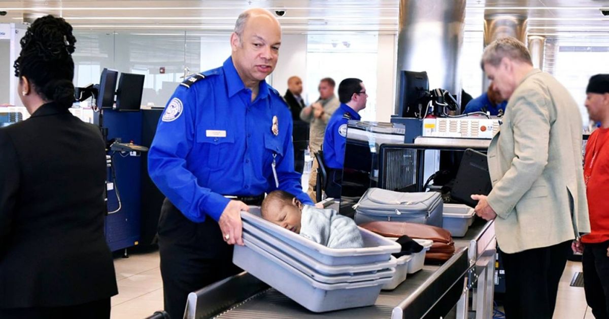 10 Estratégias usadas pelos aeroportos para ganhar dinheiro com os passageiros 10 Estratégias usadas pelos aeroportos para ganhar dinheiro com os passageiros