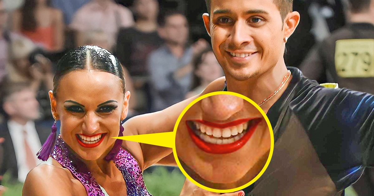 10 Coisas que são normais para os dançarinos de salão, mas que deixam as pessoas comuns se perguntando: “Espera aí, como é?!” 10 Coisas que são normais para os dançarinos de salão, mas que deixam as pessoas comuns se perguntando: “Espera aí, como é?!”