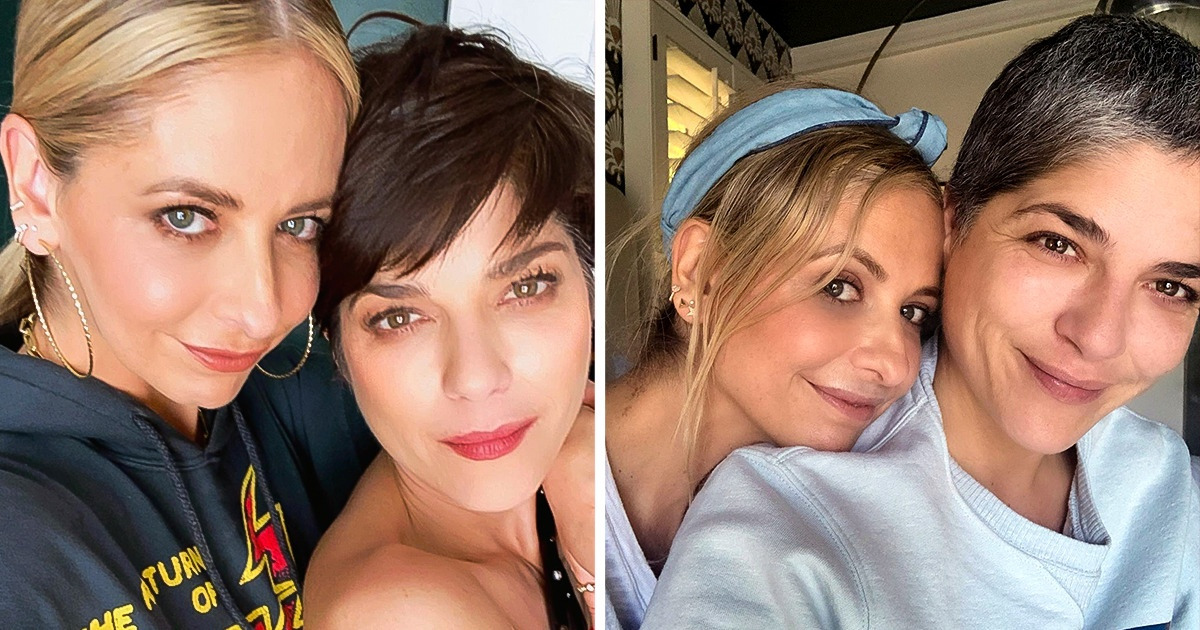 Sarah Michelle Gellar e Selma Blair mostram que o amor entre amigas não tem limites