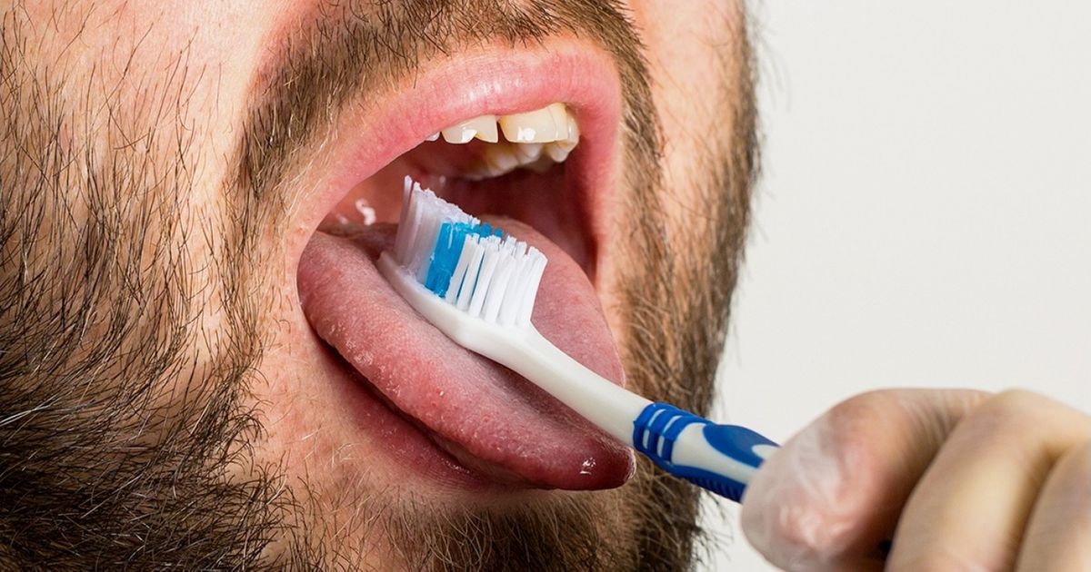 Um exercício que vai te ajudar a parar de roncar durante a noite Um exercício que vai te ajudar a parar de roncar durante a noite