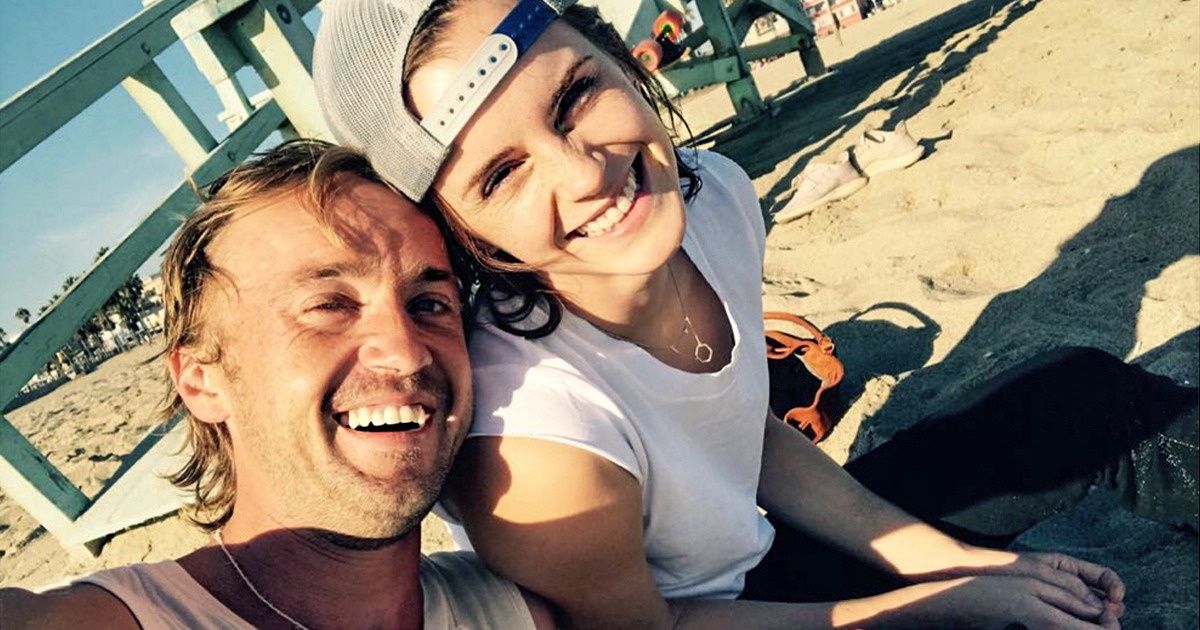 25+ Fotos que mostram o quanto os atores de “Harry Potter” continuam amigos 8 anos após a estreia do último filme