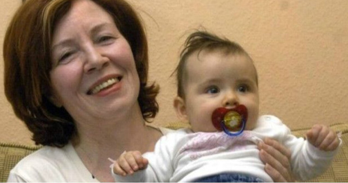 Ela teve quadrigêmeos aos 65 anos e gerou polêmica no mundo da medicina