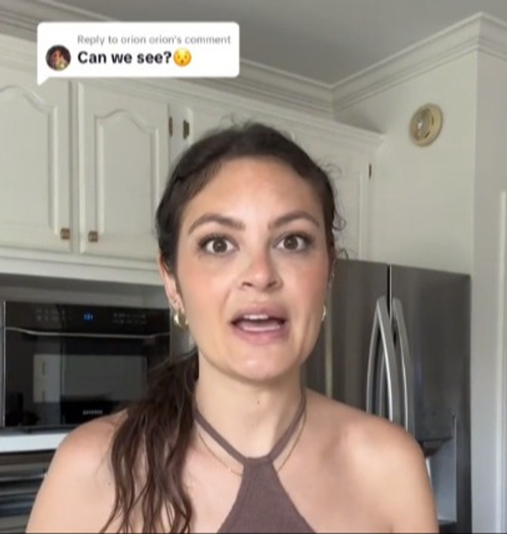 Arrependimento Ink: Mulher compartilha sua tatuagem como um alerta para futuros entusiastas da arte corporal