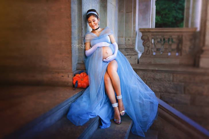 Fotógrafa encanta ao transformar grávidas em princesas da Disney